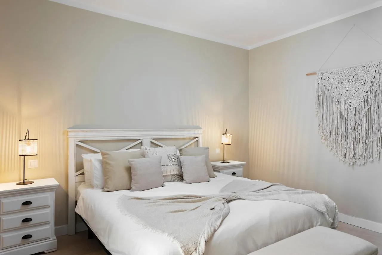 2 Bedroom Apartment In The Heart Of Puerto Banus Μαρμπέλλα 0*,